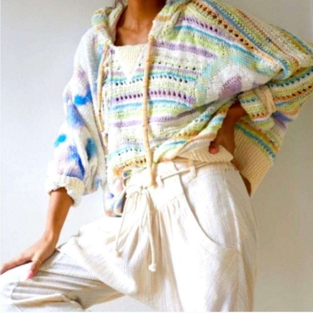 🍭Free People “Flower Child Knit Poncho”🍭